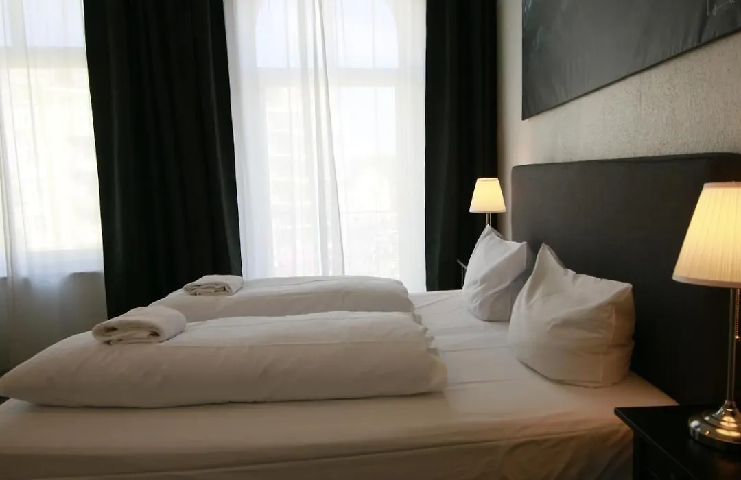 Hotel Bee Fang-1